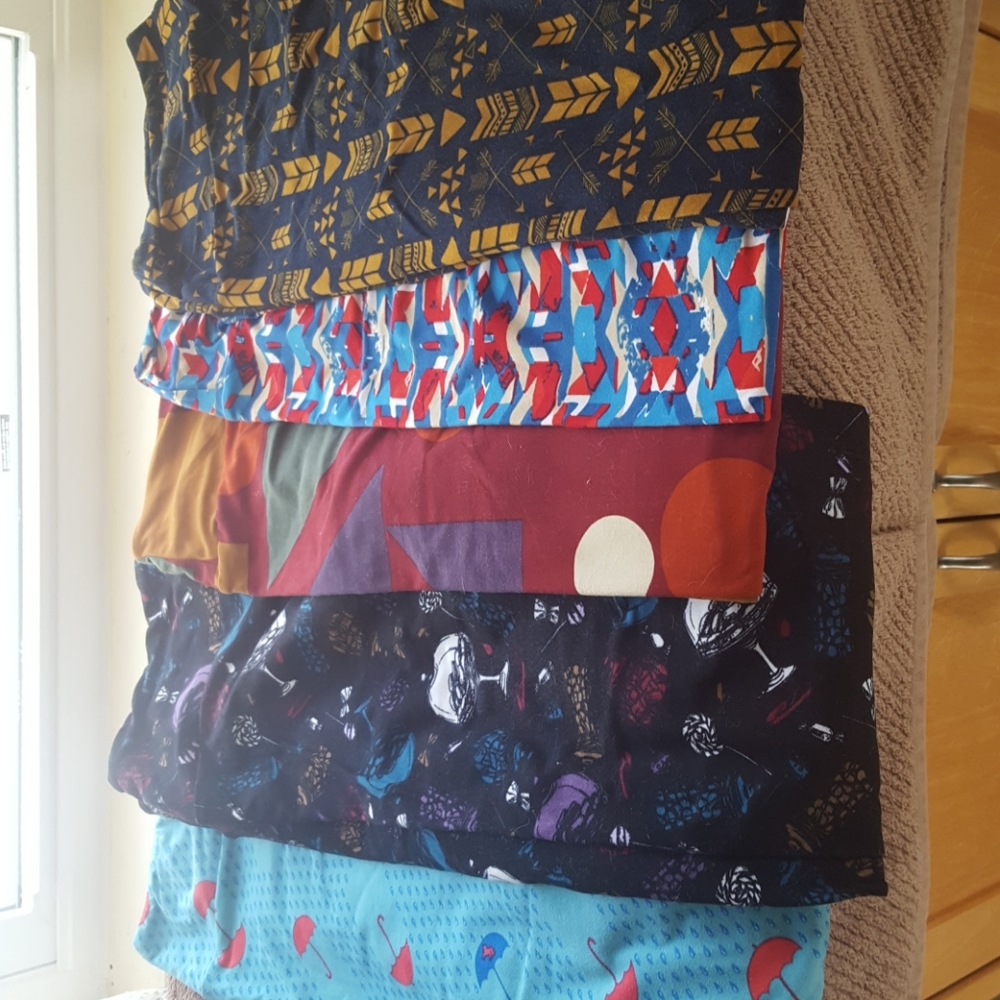 5 Lularoe leggings TC